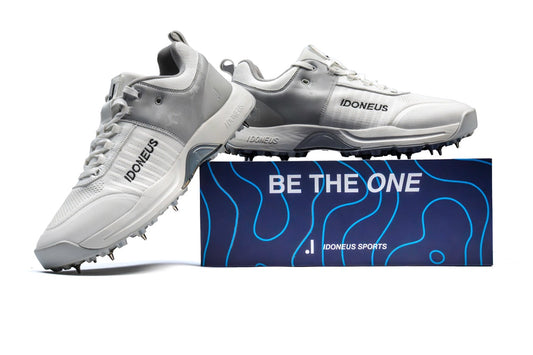 VI1 - Cricket Shoe (Batting/ Allrounder)